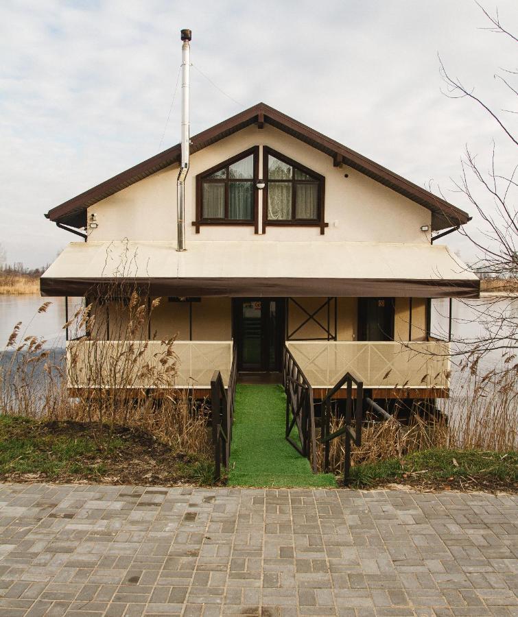 Hotel And Restaurant Complex Lubokray Pereyaslav-Khmelʼnytsʼkyy Exteriör bild